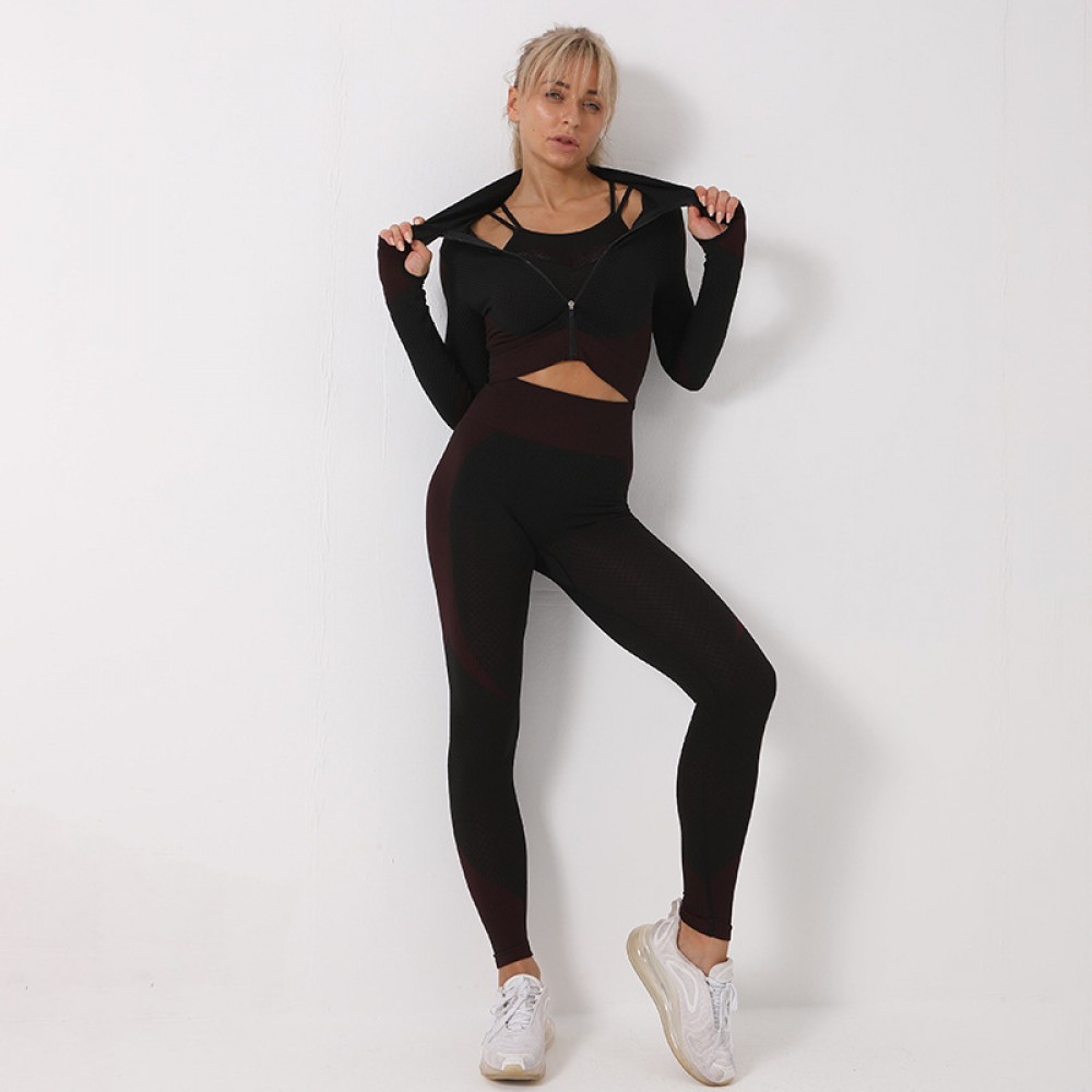Cross-border Europe and the United States seamless yoga suit women, Autumn and winter new knitted buttock stretching exercise three-piece set 